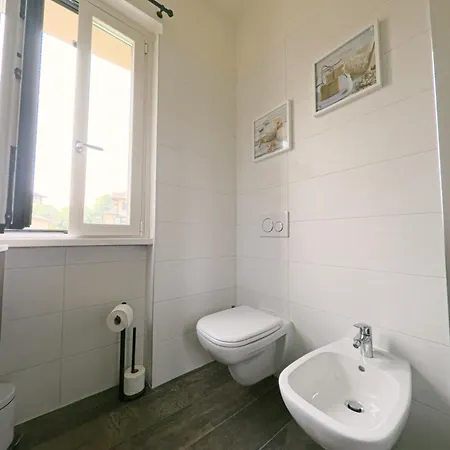La Bolvedrina - - Garden & First Floor * Тремеццо
