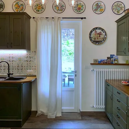 La Bolvedrina - - Garden & First Floor Апартаменты *