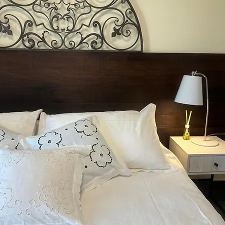 La Bolvedrina - - Garden & First Floor * Тремеццо